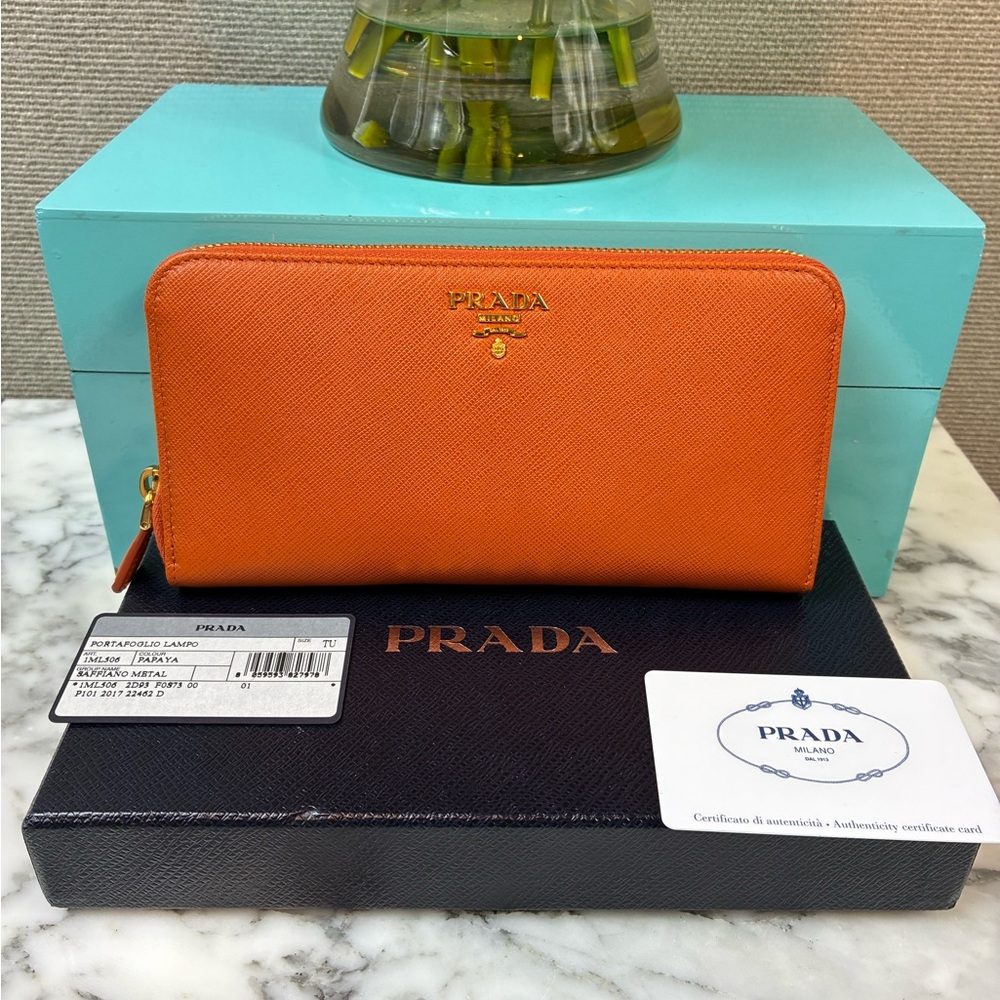 Prada Portafoglio Lampo Papaya Auburn Saffiano Leather Zip Around Wallet - NWT